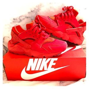 Nike Huarache Run Sneakers